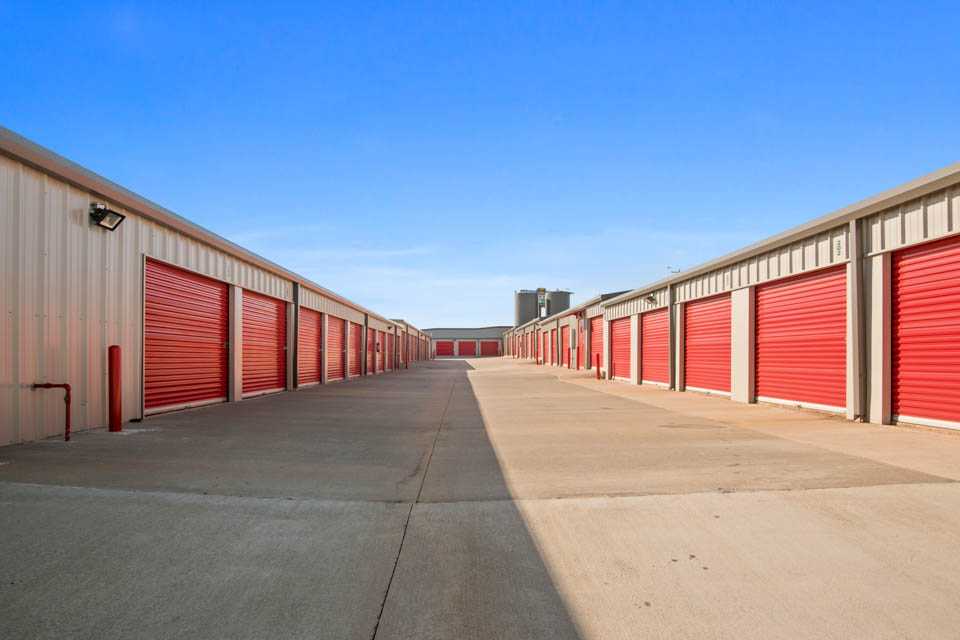 Oklahoma Edmond US Storage Centers - Edmond photo 7