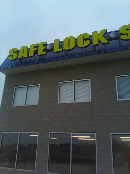 Missouri Saint Louis Safe Lock Storage photo 7