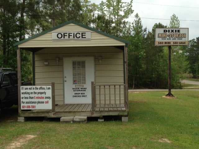 Mississippi Hattiesburg Dixie Mini Storage photo 5