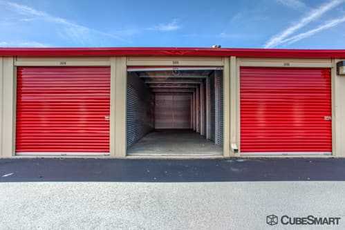 Ohio Reynoldsburg CubeSmart Self Storage photo 5