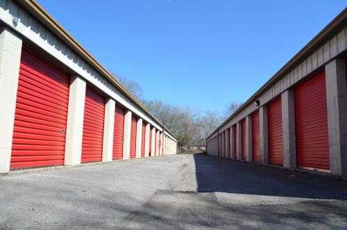 Tennessee Clarksville Safe Storage Club photo 3