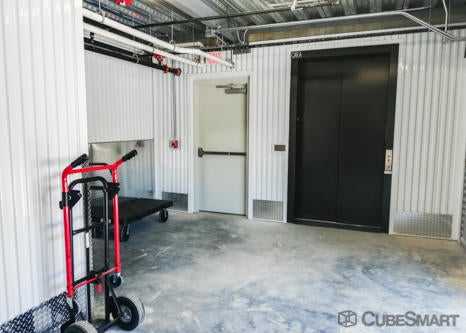 South Carolina Lexington CubeSmart Self Storage photo 7