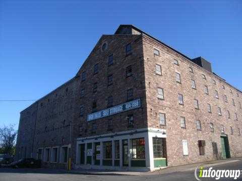 New York Rochester High Falls Self Storage photo 3