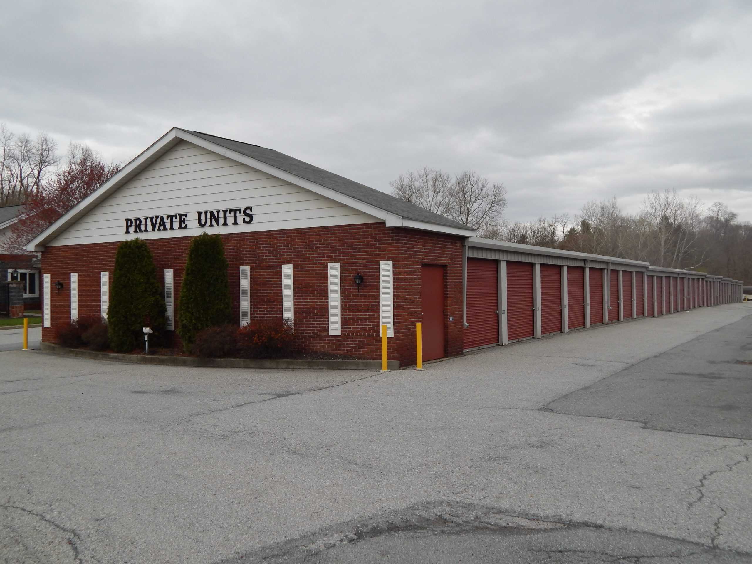 New York Poughkeepsie Guardian Self Storage photo 3