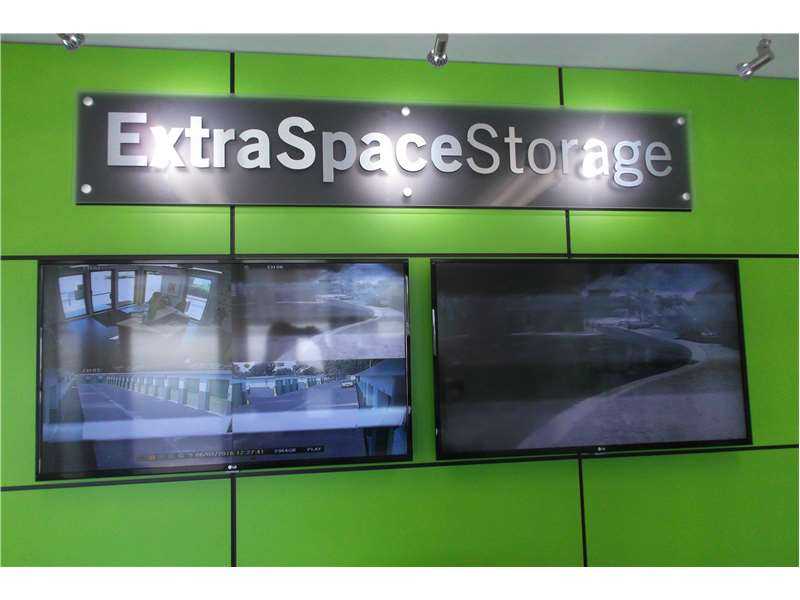 South Carolina North Charleston Extra Space Storage photo 5