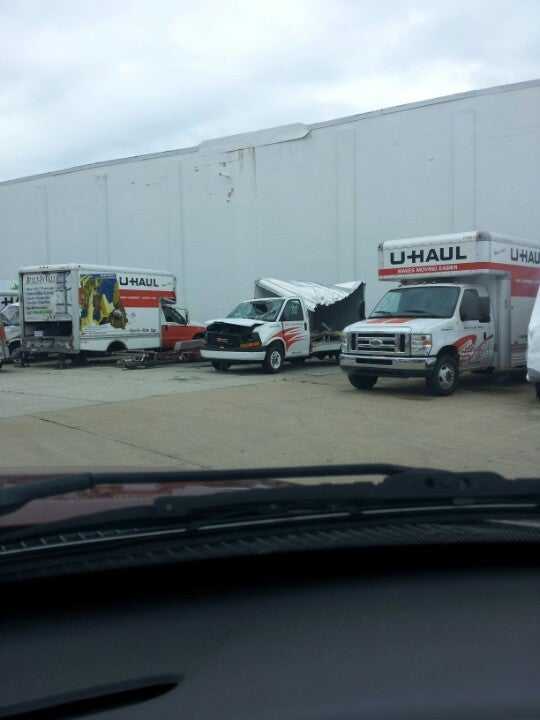 Virginia Norfolk U-Haul Moving & Storage at Janaf photo 7