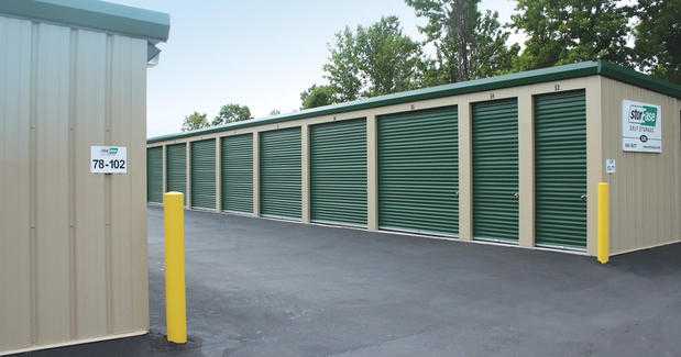 New York Buffalo StorEase Self-Storage photo 3