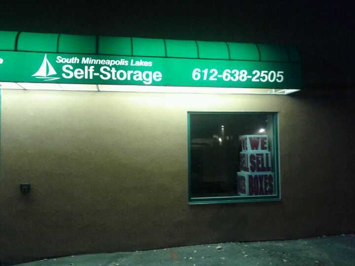 Minnesota Edina South Minneapolis Lakes Self Storage photo 3