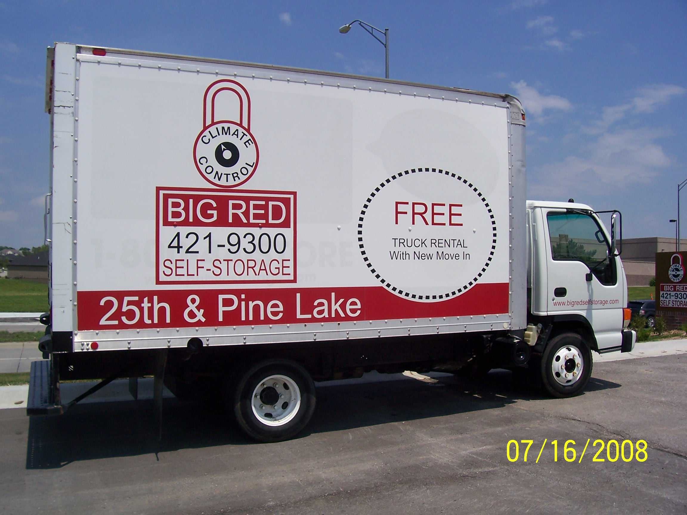 Nebraska Lincoln Big Red Self Storage photo 3