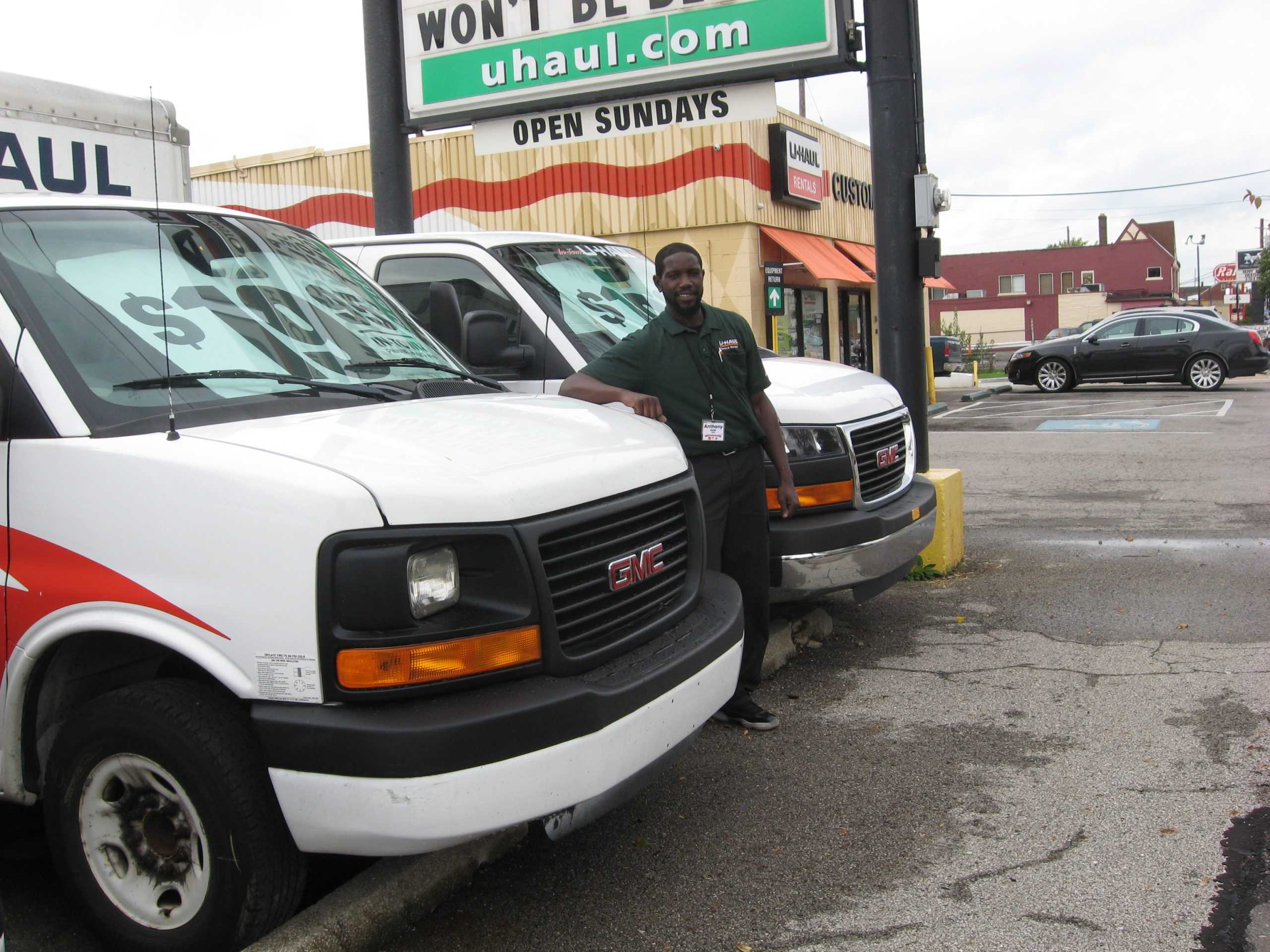 Ohio Cleveland U-Haul at Lee Rd photo 3