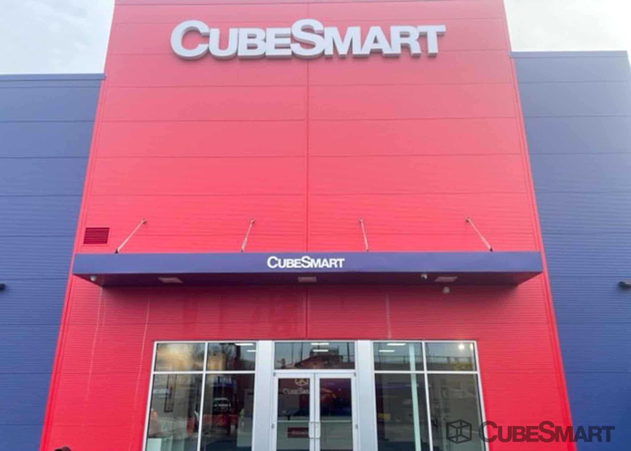 New Jersey Jersey City CubeSmart Self Storage photo 5