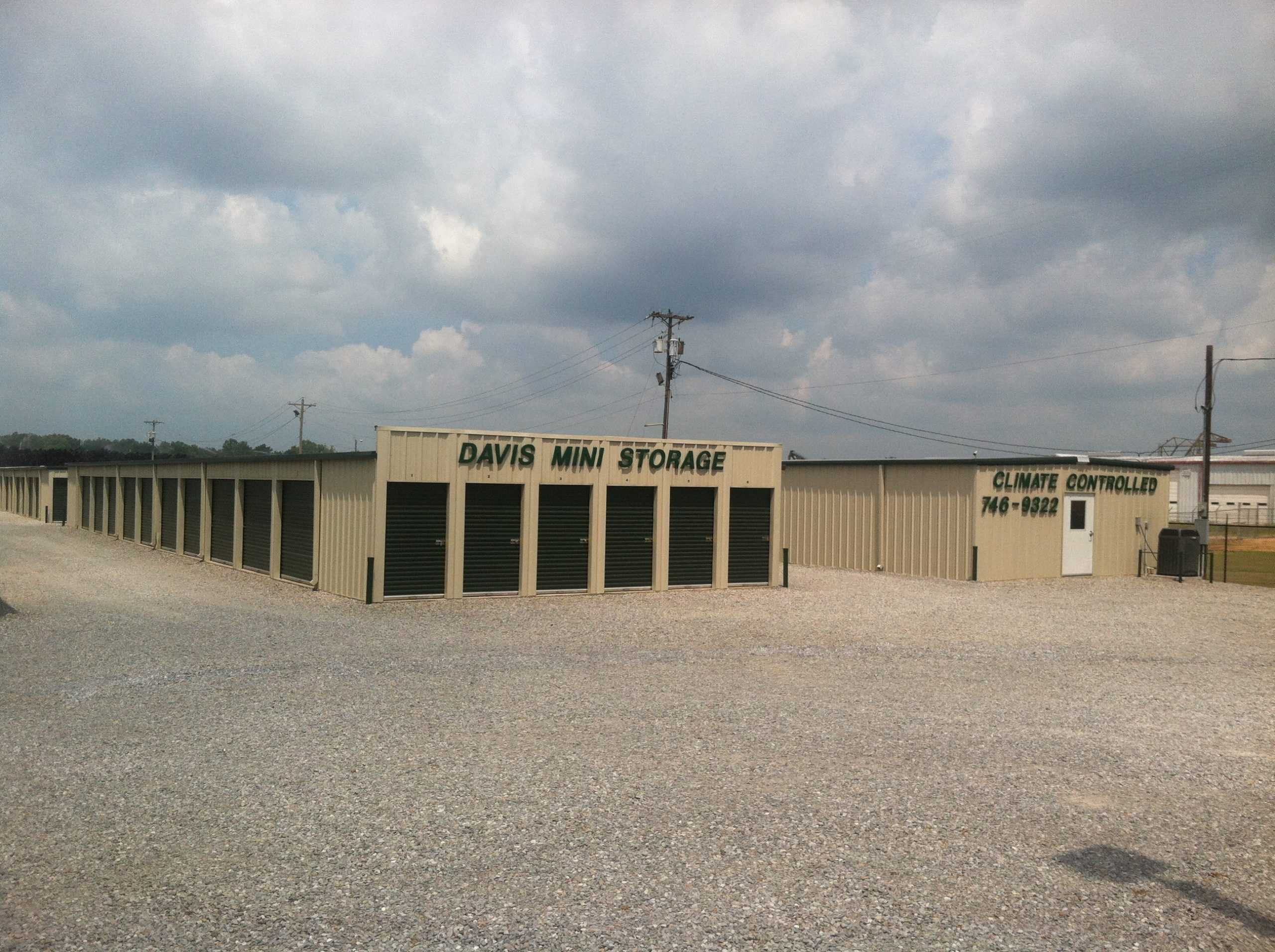 Mississippi Madison Davis Feed & Farm Supply photo 5