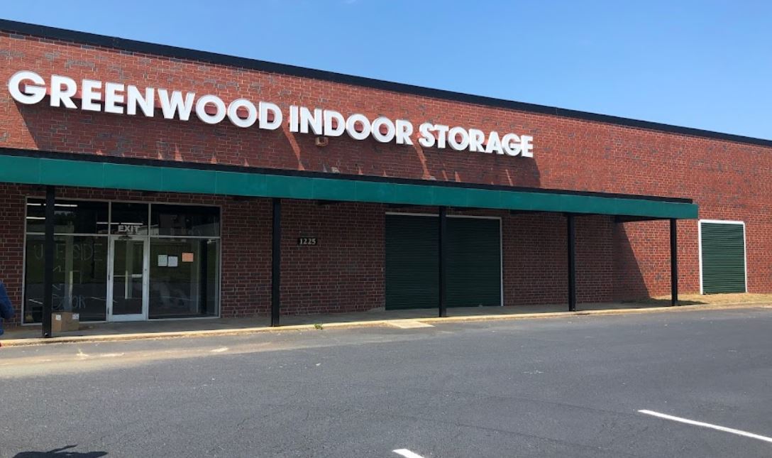 South Carolina Greenwood Store Space Self Storage photo 7