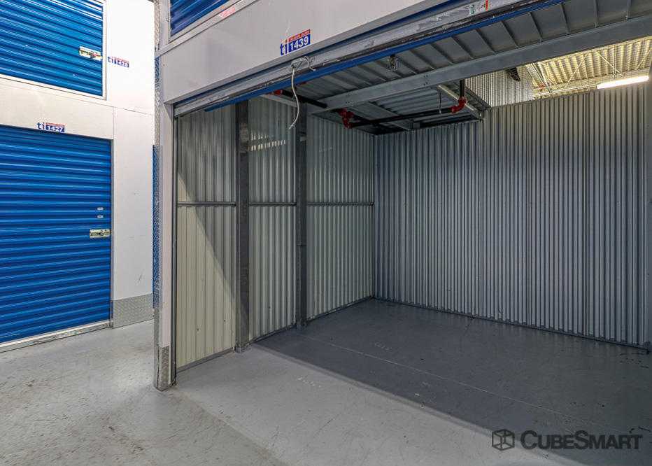 New Jersey Jersey City CubeSmart Self Storage photo 5