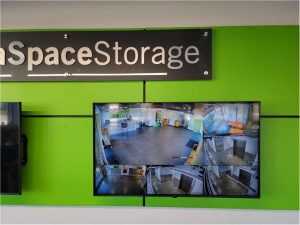 New Jersey Vineland Extra Space Storage photo 7