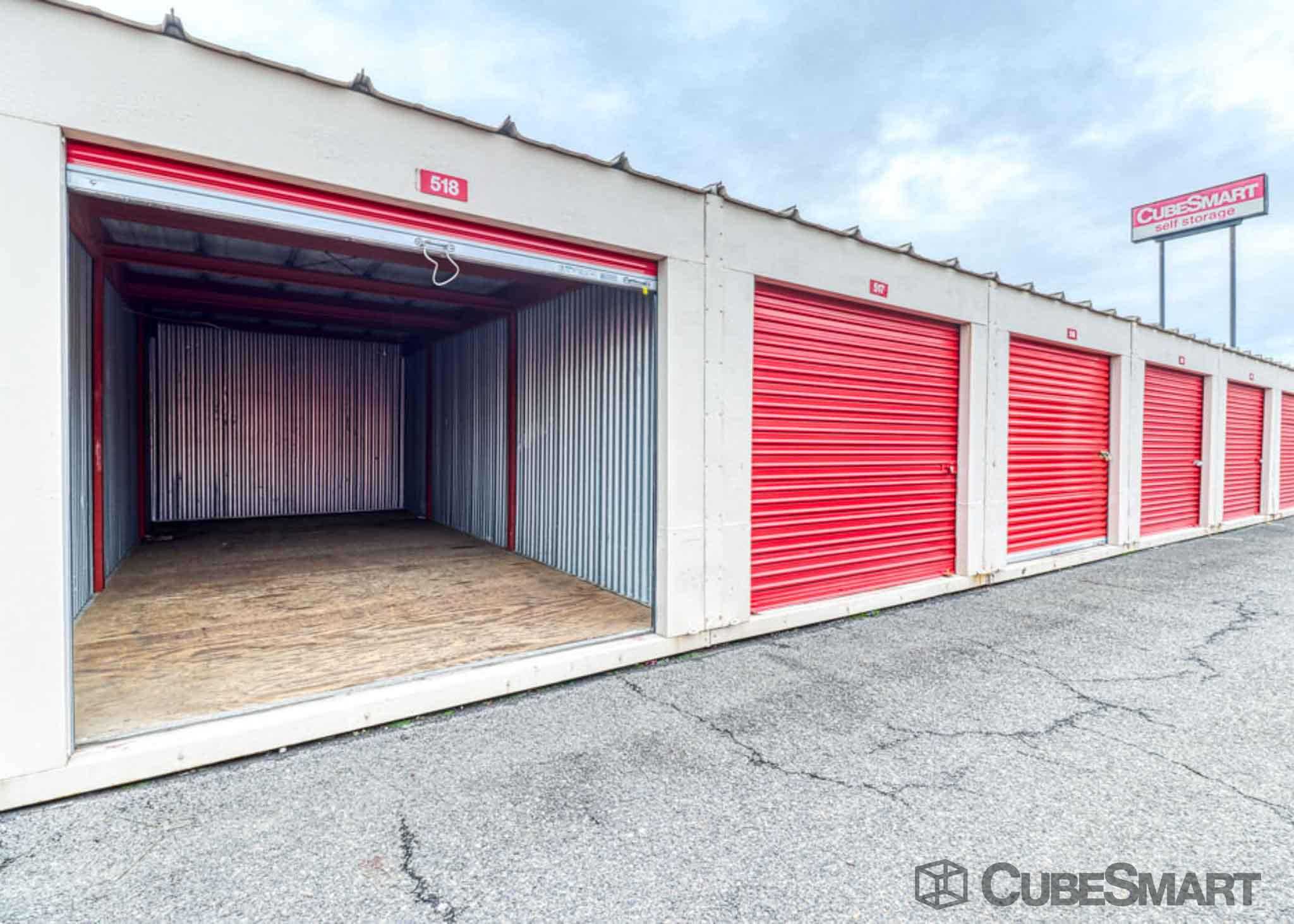 New Jersey Cherry Hill CubeSmart Self Storage photo 7