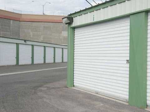 Nevada Blue Diamond Green Valley Storage photo 7