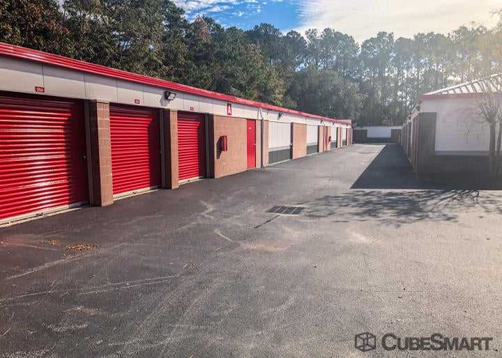 South Carolina Mount Pleasant CubeSmart Self Storage photo 5