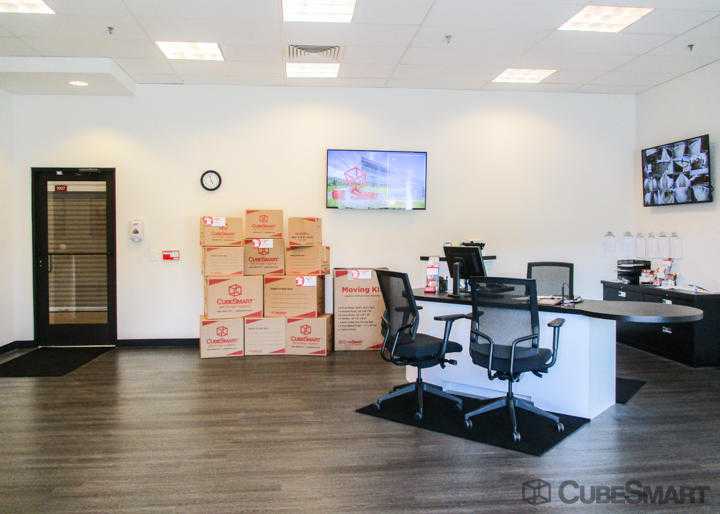 Pennsylvania Williamsport CubeSmart Self Storage photo 7