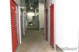 Ohio Cincinnati Box Self Storage Units photo 7