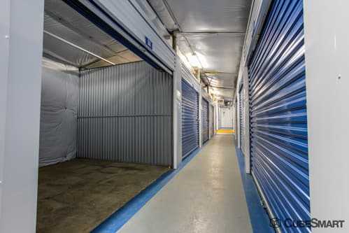 Ohio Cleveland CubeSmart Self Storage photo 7