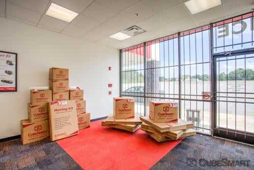 North Carolina Gastonia CubeSmart Self Storage photo 5