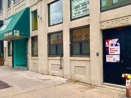 New Jersey Jersey City Local Locker Storage photo 3