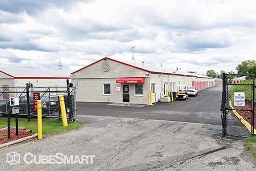 Michigan Grand Rapids CubeSmart Self Storage photo 5