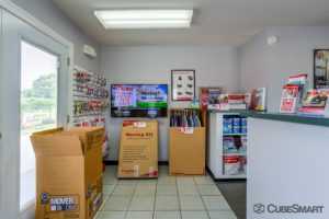 North Carolina Burlington CubeSmart Self Storage photo 7