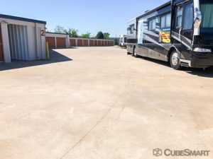 Oklahoma Broken Arrow CubeSmart Self Storage photo 7