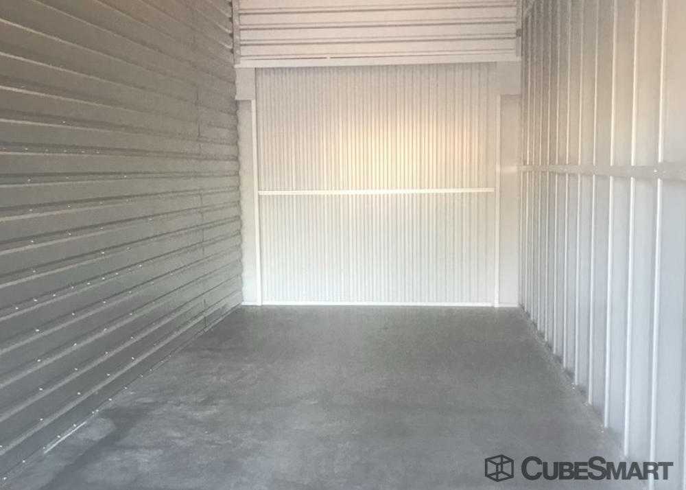 Minnesota Shakopee CubeSmart Self Storage photo 3