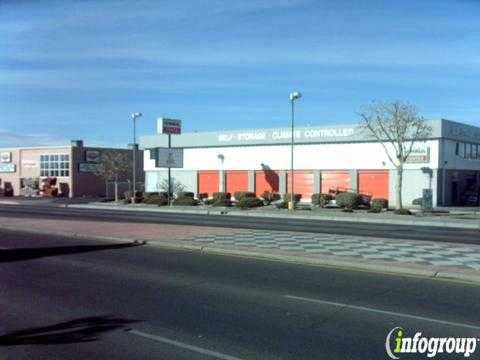 New Mexico Albuquerque U-Haul Moving & Storage at Central photo 7