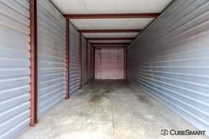 Maryland Capitol Heights CubeSmart Self Storage photo 5