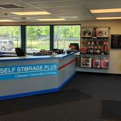 Virginia Falls Church Self Storage Plus photo 7