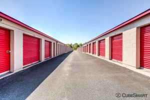 North Carolina Burlington CubeSmart Self Storage photo 5