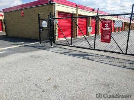 Rhode Island Pawtucket CubeSmart Self Storage photo 3