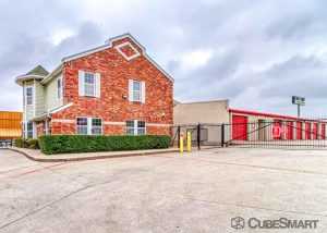 Texas Dallas CubeSmart Self Storage photo 7