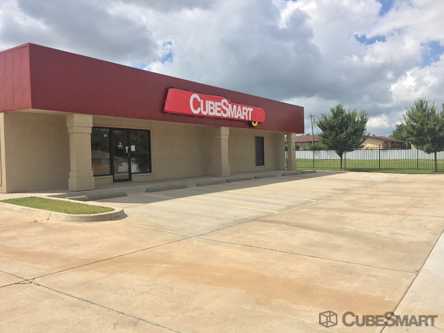 Oklahoma Norman CubeSmart Self Storage photo 3