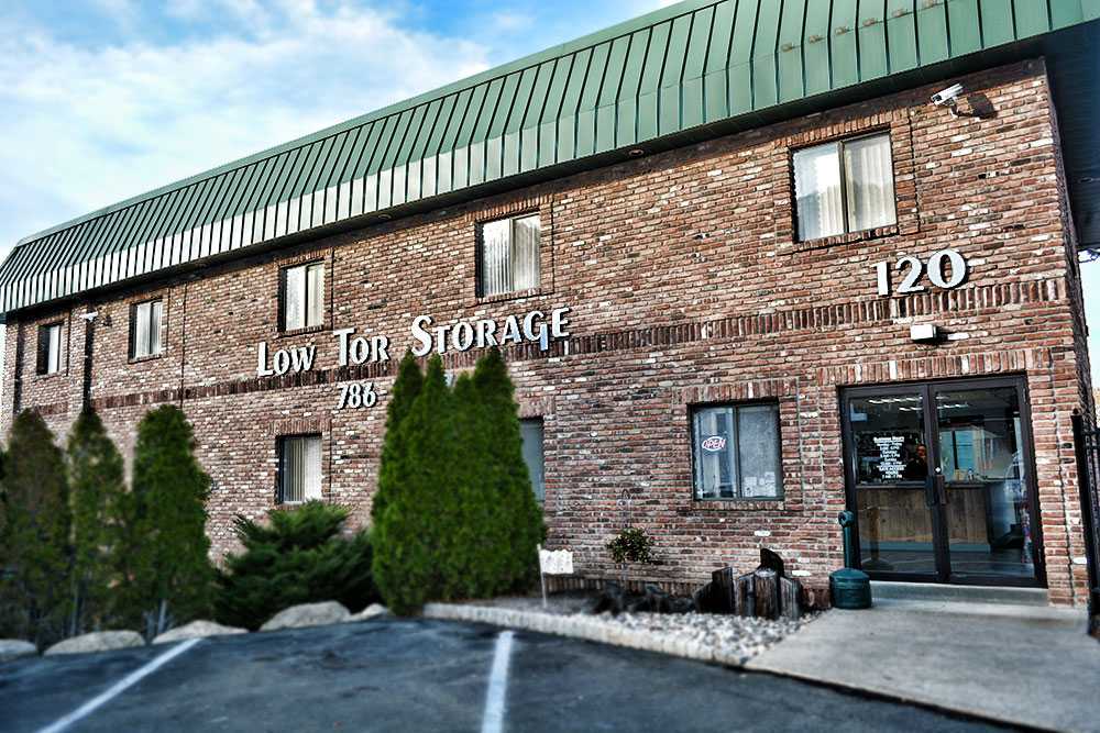 New Jersey Paramus Low Tor Self Storage. photo 5