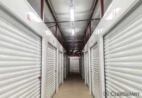 North Carolina Shelby CubeSmart Self Storage photo 5