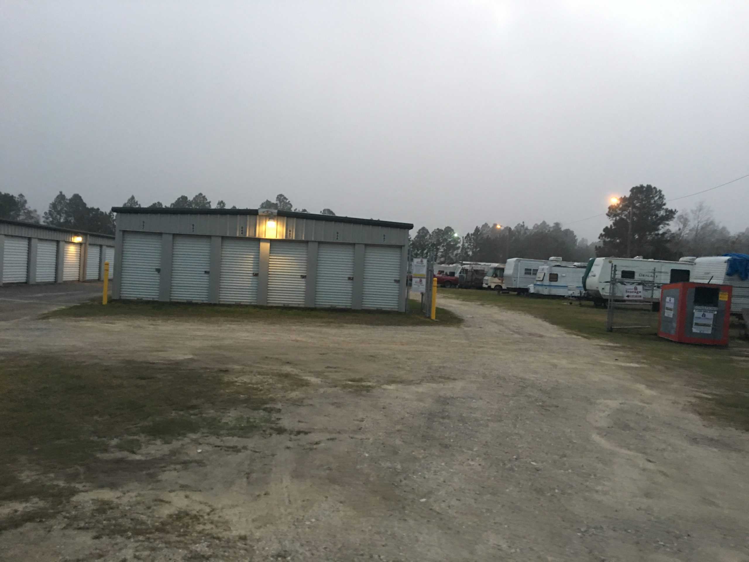 Mississippi Gulfport Gautier Lock Storage photo 5