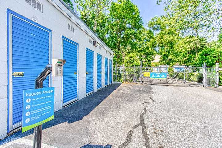 North Carolina Asheville SmartStop Self Storage photo 7