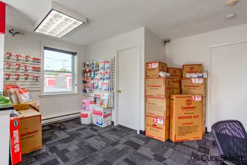 Massachusetts Springfield CubeSmart Self Storage photo 3