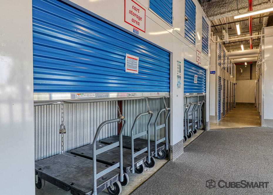 New Jersey Jersey City CubeSmart Self Storage photo 3