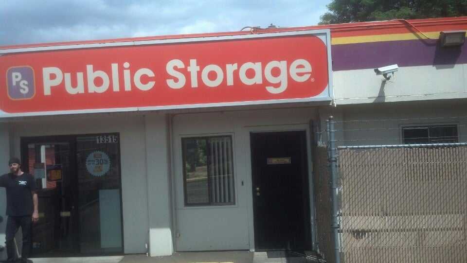 Oregon Portland Public Storage photo 3