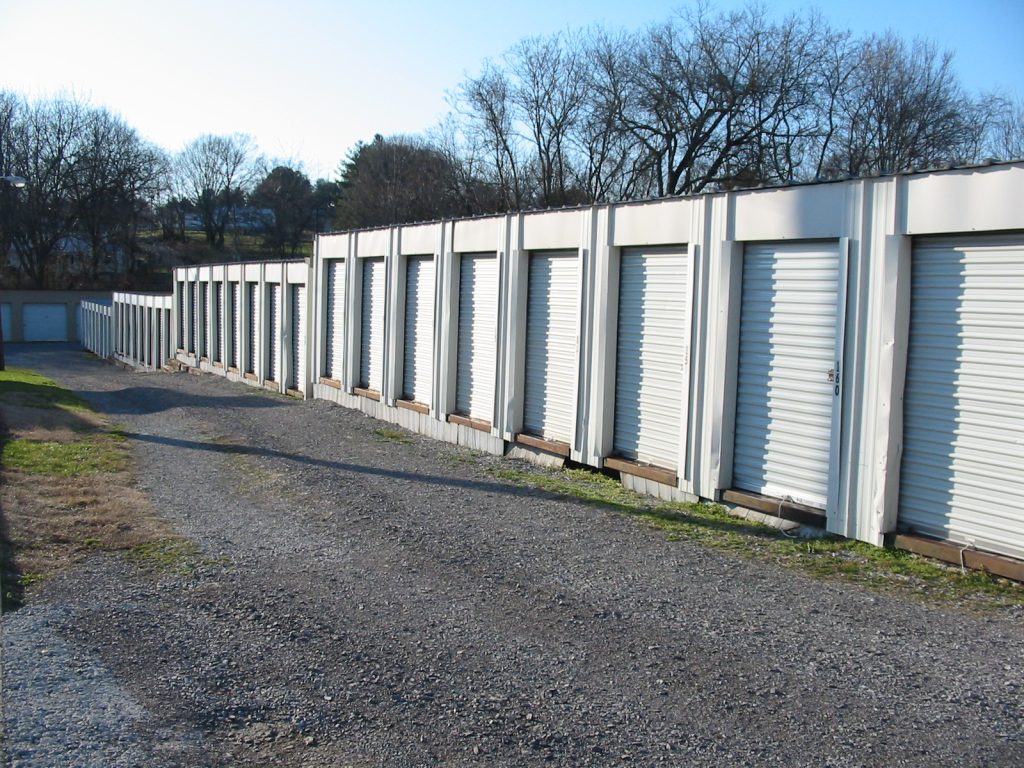 Tennessee Lenoir City WEST END STORAGE photo 3