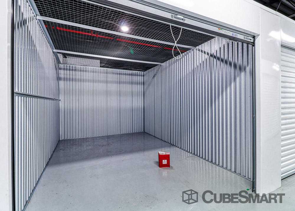 New Jersey Paterson CubeSmart Self Storage photo 5