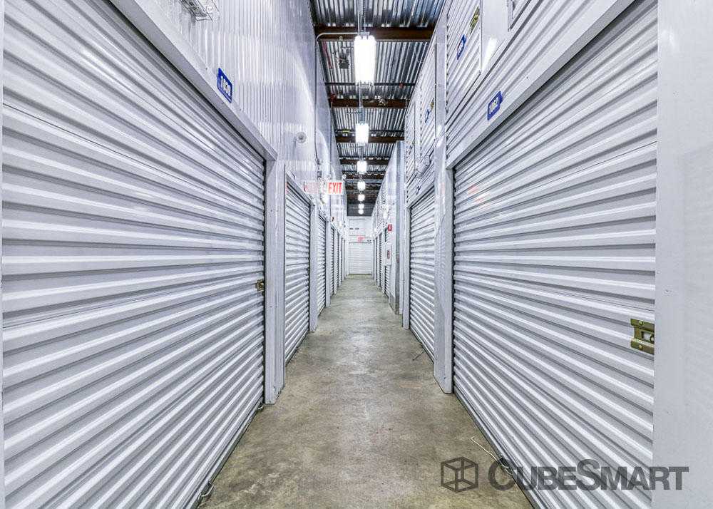 New Jersey Jersey City CubeSmart Self Storage photo 3