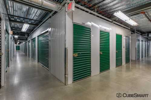 Maryland Capitol Heights CubeSmart Self Storage photo 7