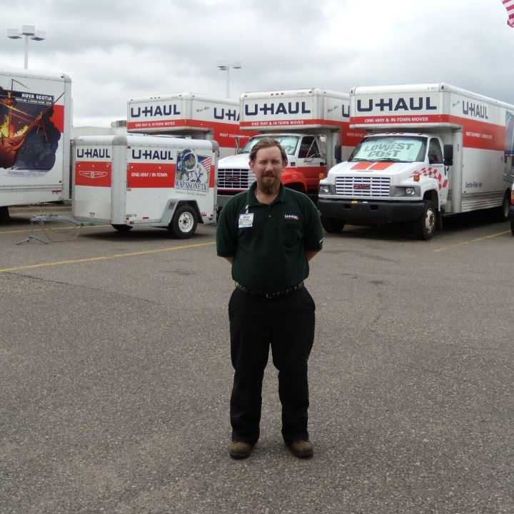 Minnesota Stillwater U-Haul of New Brighton photo 3